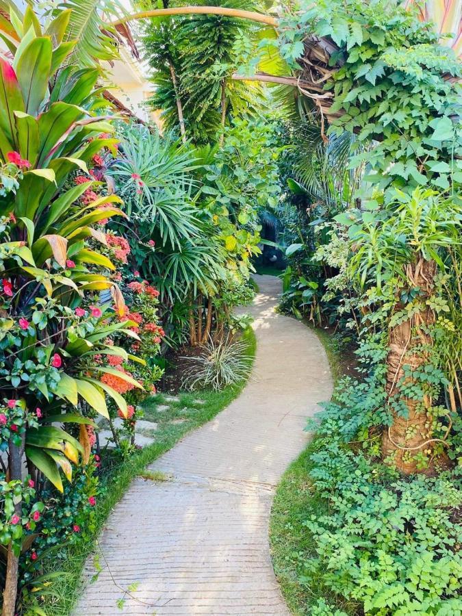 Le Jardin Exotique Hotel Antsiranana Kültér fotó