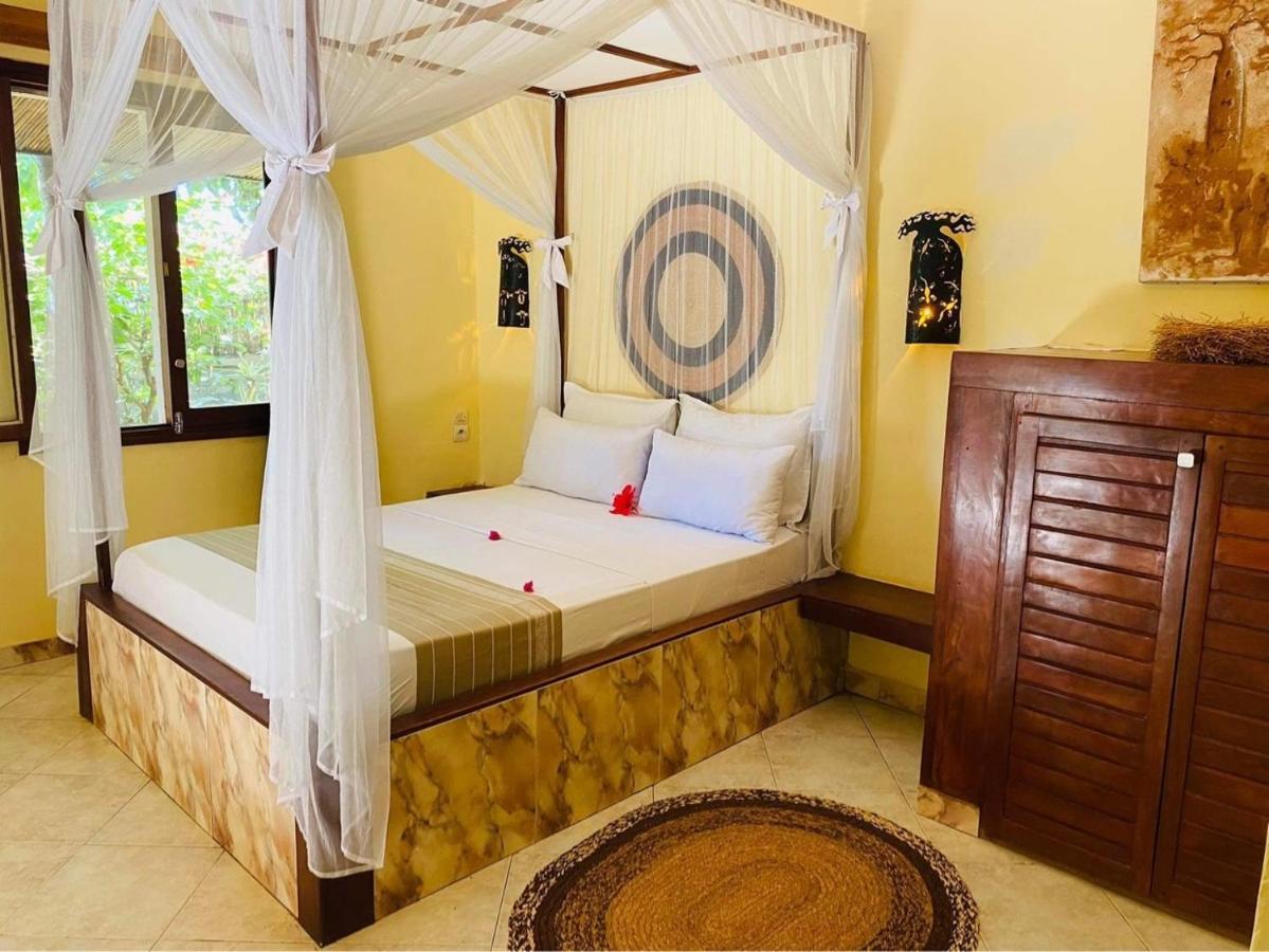 Le Jardin Exotique Hotel Antsiranana Kültér fotó